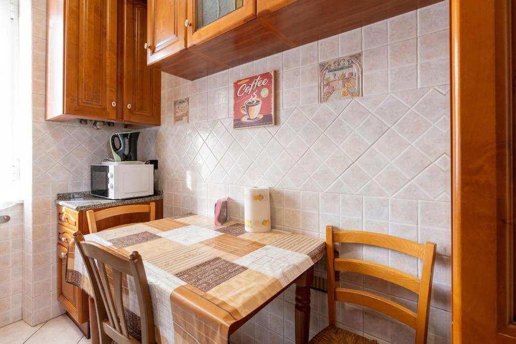 Apartment A 20 Min Dal Vaticano Hera House Rom